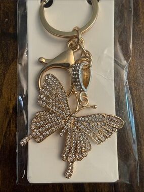 ItGirl Beautiful Goldtone Rhinestone Crystal Butterfly Keychain Charm